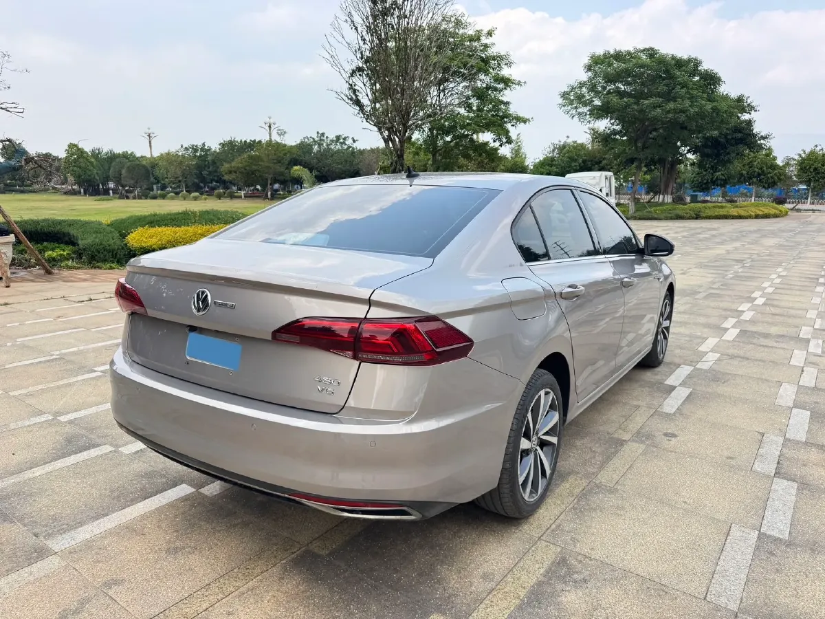 2019 Roewe RX5 MAX 2.0T 231HP L4 6DCT,autocango,china used car exporter,china ev exporter,chinese used car exporter,chinese used ev exporter
