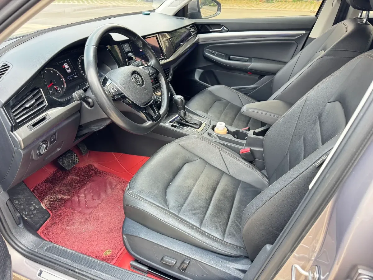 2019 Roewe RX5 MAX 2.0T 231HP L4 6DCT,autocango,china used car exporter,china ev exporter,chinese used car exporter,chinese used ev exporter