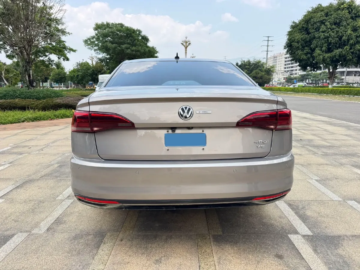 2019 Roewe RX5 MAX 2.0T 231HP L4 6DCT,autocango,china used car exporter,china ev exporter,chinese used car exporter,chinese used ev exporter