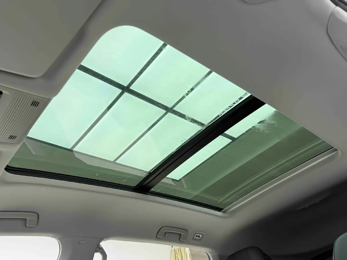 2024 Volkswagen Talagon 2.0T 220HP L4 7DCT,autocango,china used car exporter,china ev exporter,chinese used car exporter,chinese used ev exporter