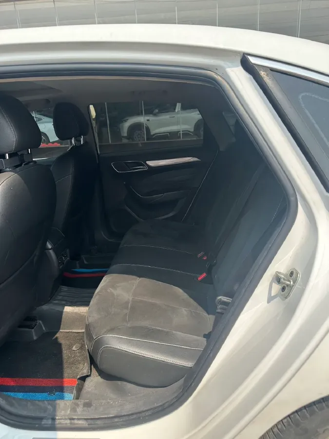 2017 Roewe i6 1.0T 125HP L3 2AT PHEV,autocango,china used car exporter,china ev exporter,chinese used car exporter,chinese used ev exporter