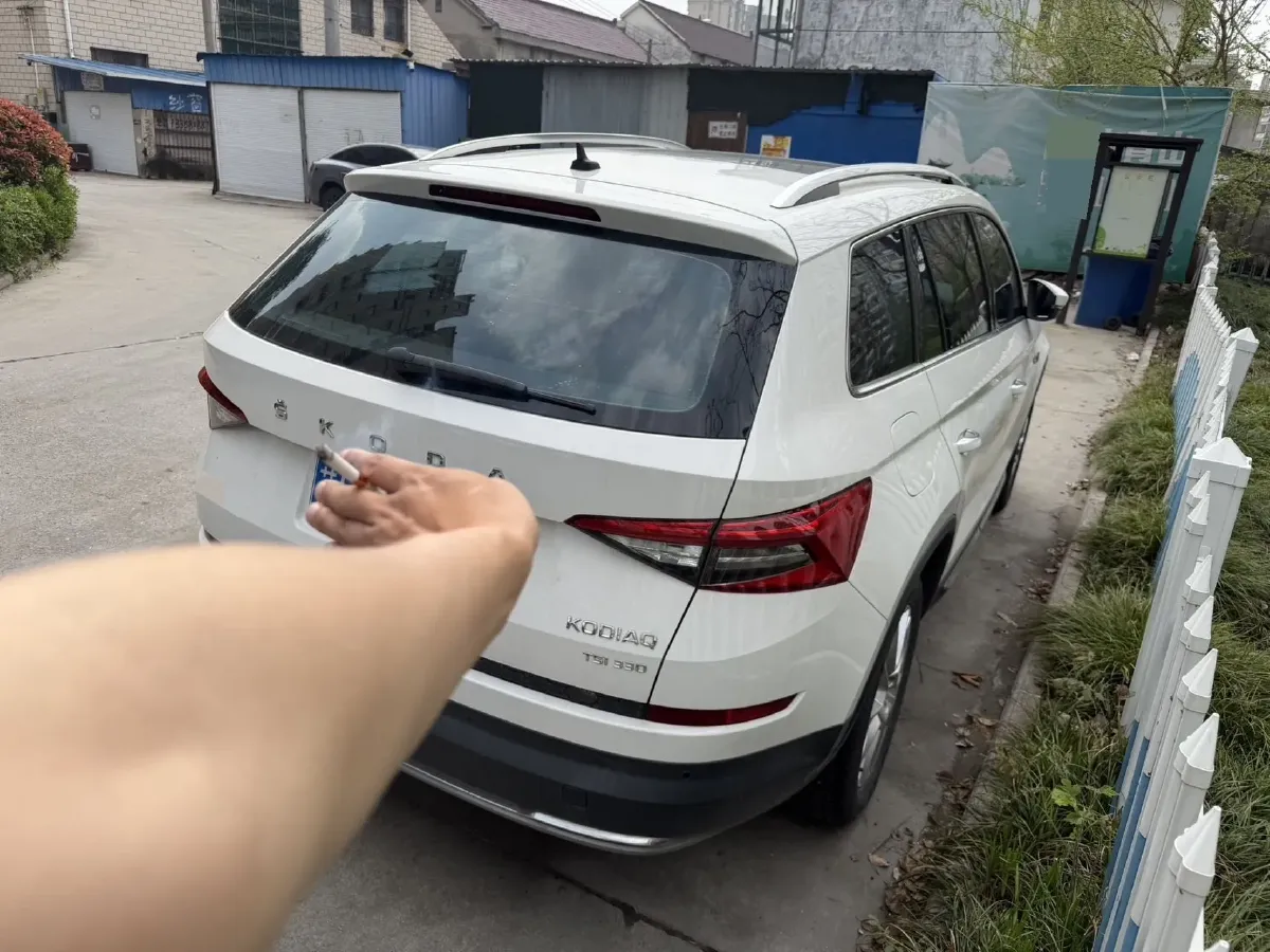 2020 Skoda Kodiak 2.0T 186HP L4 7DCT,autocango,china used car exporter,china ev exporter,chinese used car exporter,chinese used ev exporter