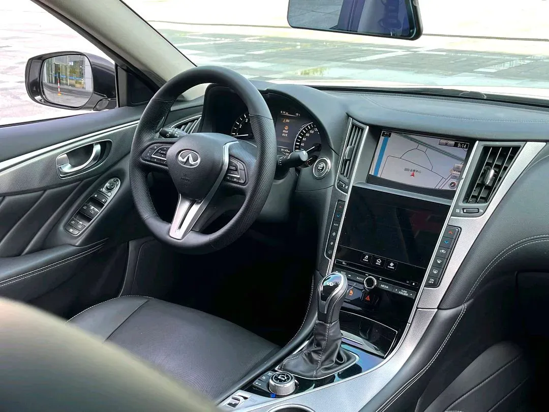 2018 Jeep Grand Commander 2.0T 265HP L4 9AT,autocango,china used car exporter,china ev exporter,chinese used car exporter,chinese used ev exporter