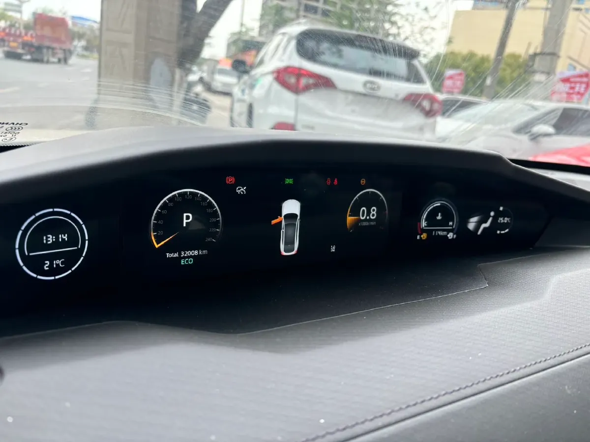 2023 ChangAn UNI-V 1.5T 188HP L4 7DCT,autocango,china used car exporter,china ev exporter,chinese used car exporter,chinese used ev exporter