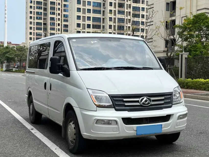 2021 MAXUS XinTu V80 2.0T 127HP L4 6MT,autocango,china used car exporter,china ev exporter,chinese used car exporter,chinese used ev exporter