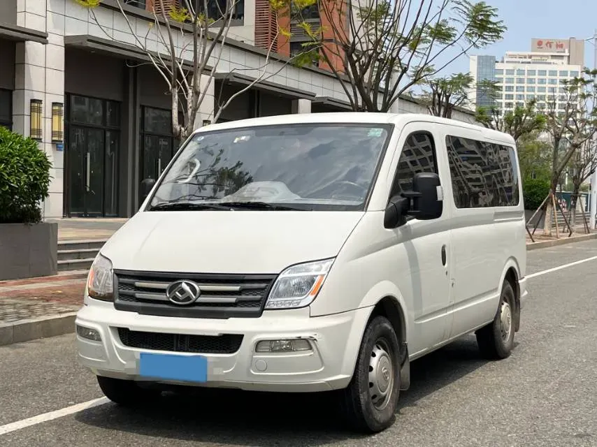 2021 MAXUS XinTu V80 2.0T 127HP L4 6MT,autocango,china used car exporter,china ev exporter,chinese used car exporter,chinese used ev exporter