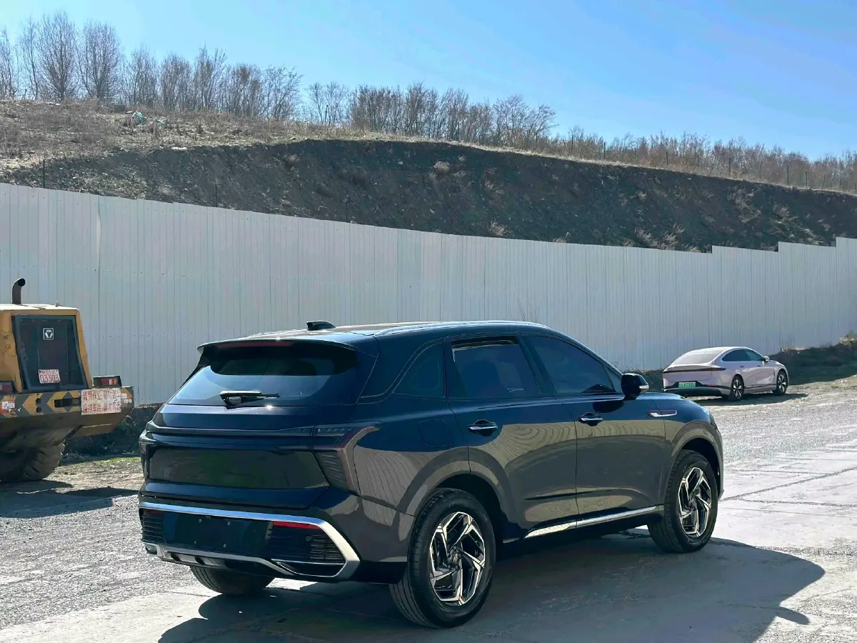 2023 HongQi HS3 1.5T 169HP L4 7DCT,autocango,china used car exporter,china ev exporter,chinese used car exporter,chinese used ev exporter