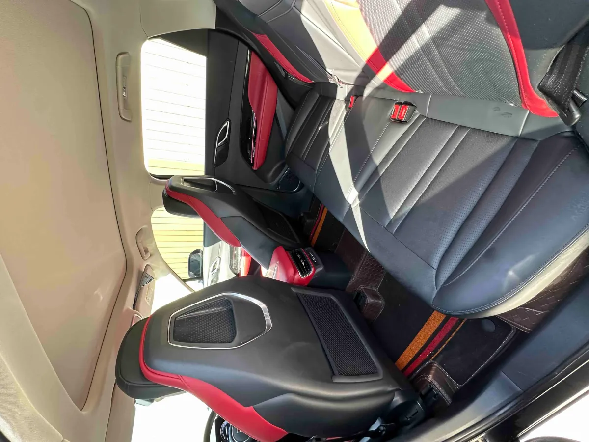 2023 HongQi HS3 1.5T 169HP L4 7DCT,autocango,china used car exporter,china ev exporter,chinese used car exporter,chinese used ev exporter