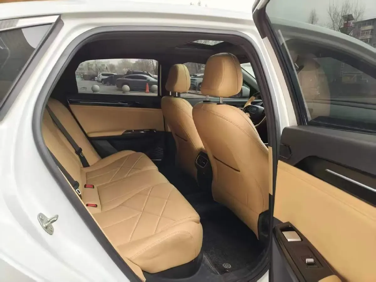 2023 Geely Galaxy L6 1.5T 163HP L4 3DHT PHEV,autocango,china used car exporter,china ev exporter,chinese used car exporter,chinese used ev exporter