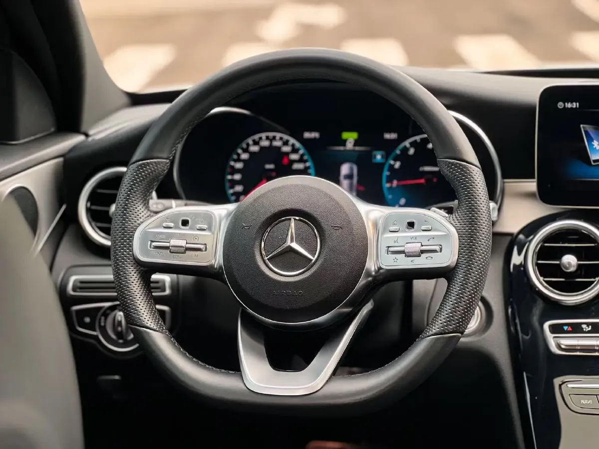 2020 Mercedes-Benz C Class 1.5T 184HP L4 9AT,autocango,china used car exporter,china ev exporter,chinese used car exporter,chinese used ev exporter