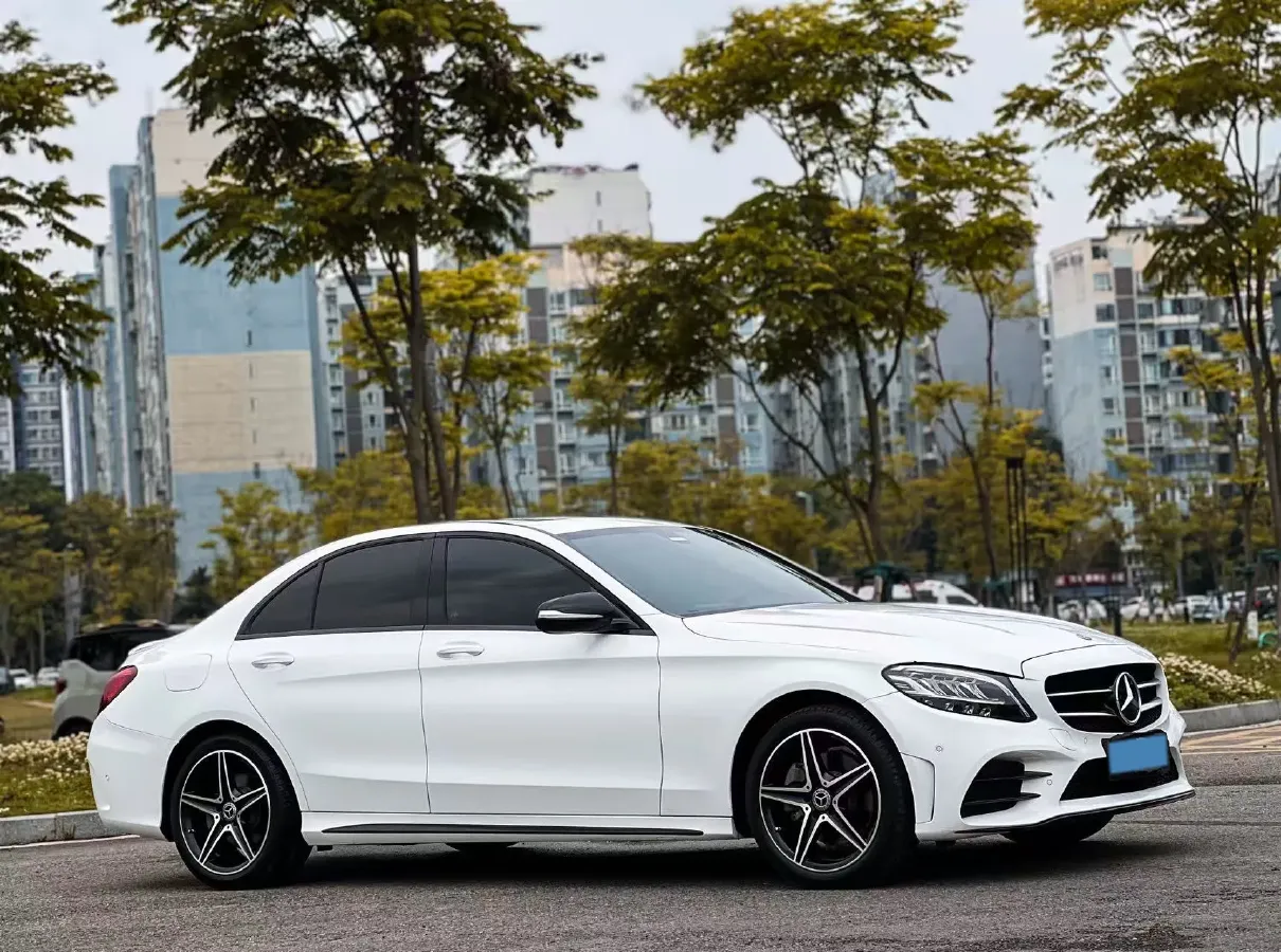 2020 Mercedes-Benz C Class 1.5T 184HP L4 9AT,autocango,china used car exporter,china ev exporter,chinese used car exporter,chinese used ev exporter