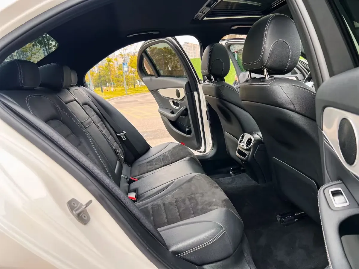 2020 Mercedes-Benz C Class 1.5T 184HP L4 9AT,autocango,china used car exporter,china ev exporter,chinese used car exporter,chinese used ev exporter