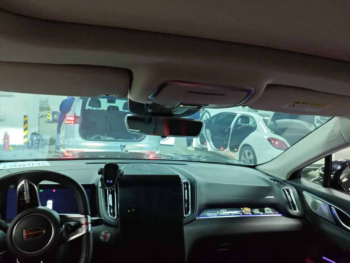 2024 HongQi HS3 1.5T 169HP L4 7DCT,autocango,china used car exporter,china ev exporter,chinese used car exporter,chinese used ev exporter