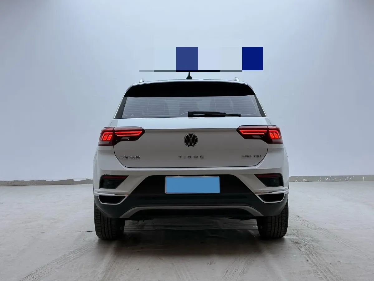 2021 Volkswagen T-Roc 1.4T 150HP L4 7DCT,autocango,china used car exporter,china ev exporter,chinese used car exporter,chinese used ev exporter