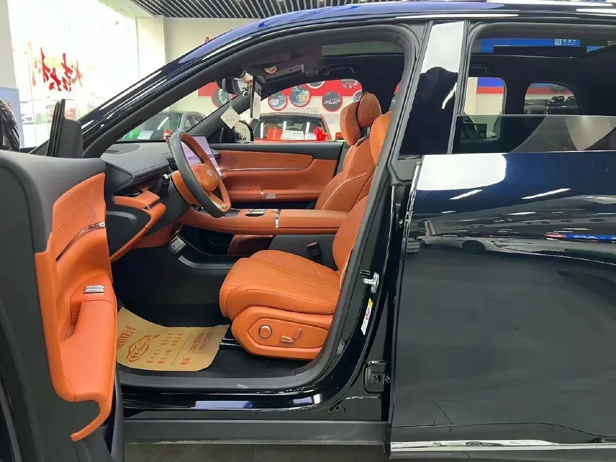 2025 ChangAn QiYuan Q07 1.5T 150HP L4 E-CVT PHEV,autocango,china used car exporter,china ev exporter,chinese used car exporter,chinese used ev exporter