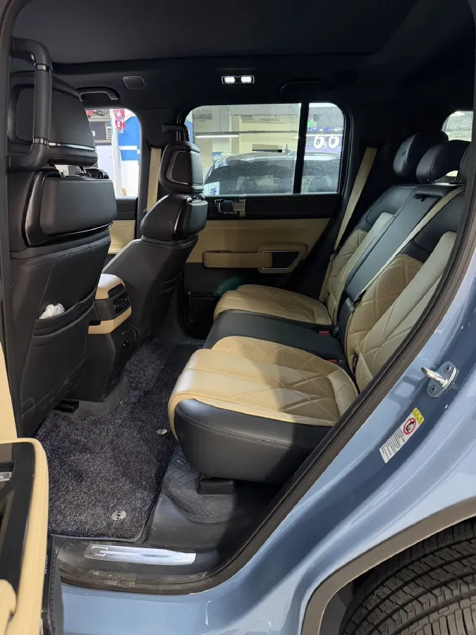 2023 FangChengBao Bao 5 1.5T 194HP L4 E-CVT PHEV 31.8KWH,autocango,china used car exporter,china ev exporter,chinese used car exporter,chinese used ev exporter