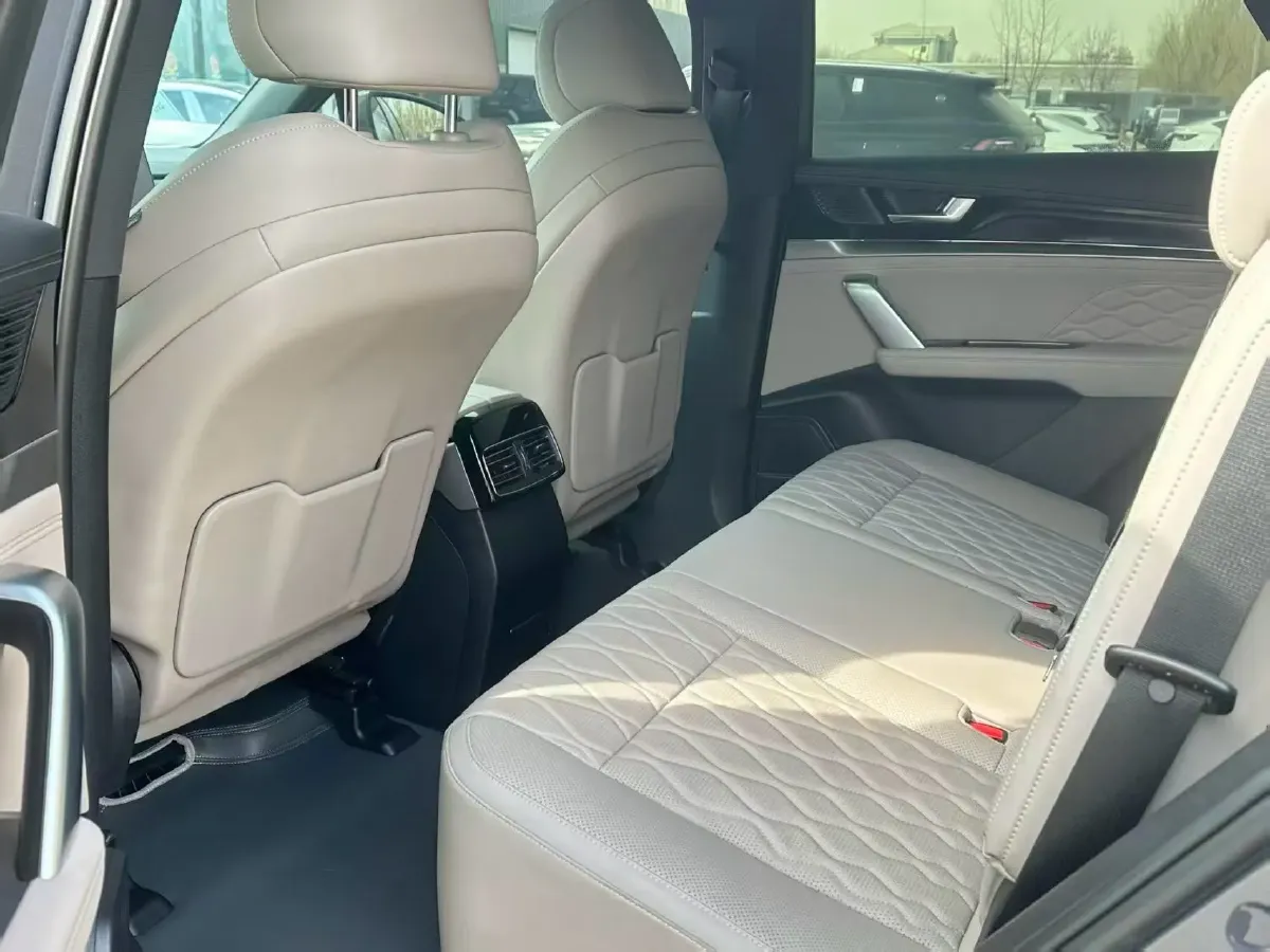 2024 BYD Tang 1.5T 139HP L4 E-CVT PHEV 21.504KWH,autocango,china used car exporter,china ev exporter,chinese used car exporter,chinese used ev exporter