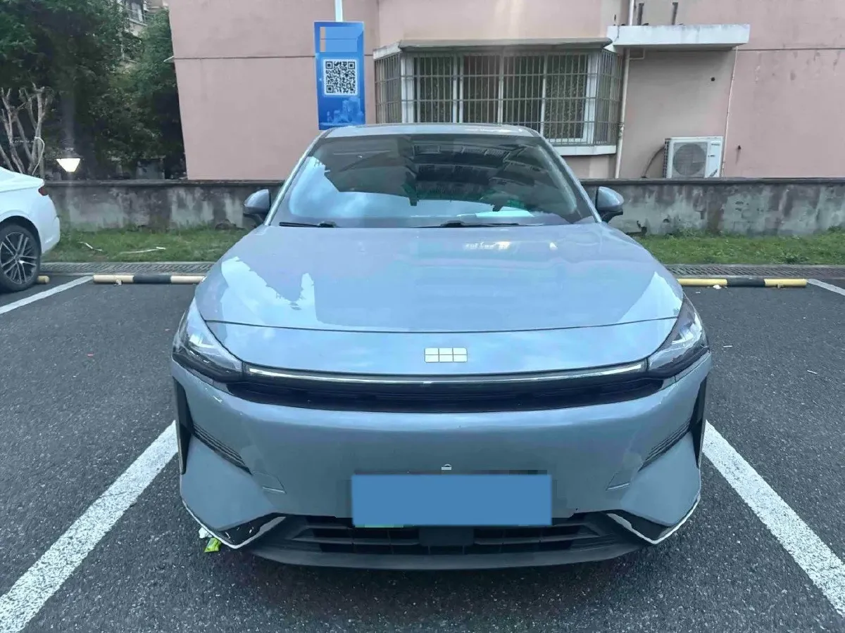 2024 Geely Galaxy L6 1.5T 163HP L4 3DHT PHEV,autocango,china used car exporter,china ev exporter,chinese used car exporter,chinese used ev exporter