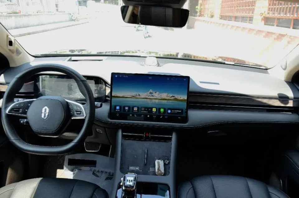 2024 AITO AITO M7 1.5T 152HP L4 REEV 40KWH,autocango,china used car exporter,china ev exporter,chinese used car exporter,chinese used ev exporter