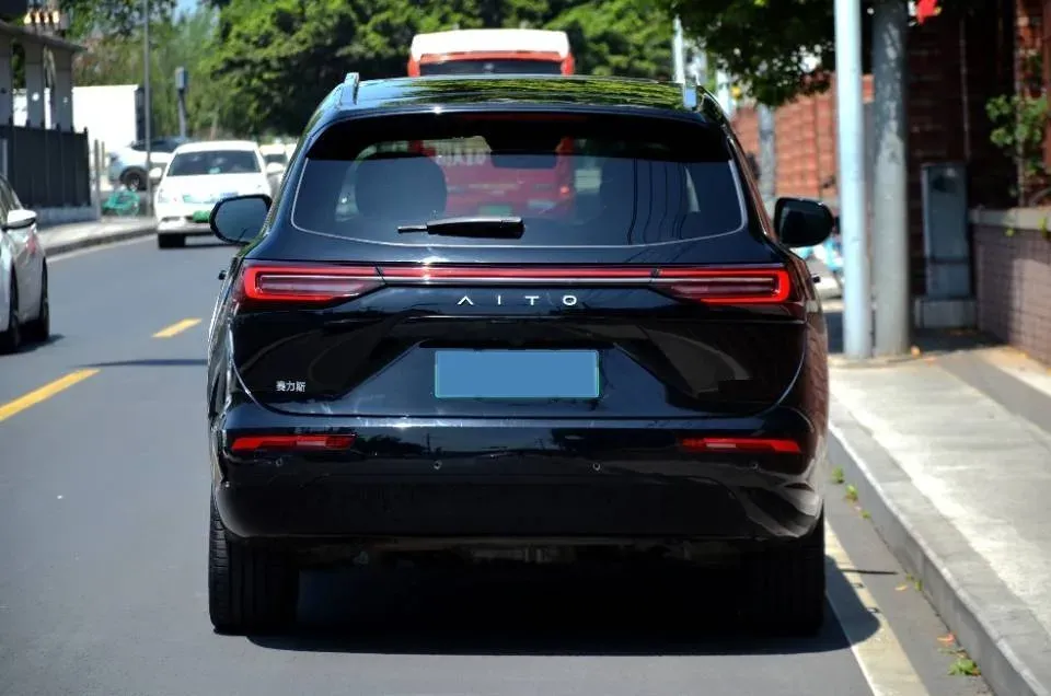 2024 AITO AITO M7 1.5T 152HP L4 REEV 40KWH,autocango,china used car exporter,china ev exporter,chinese used car exporter,chinese used ev exporter