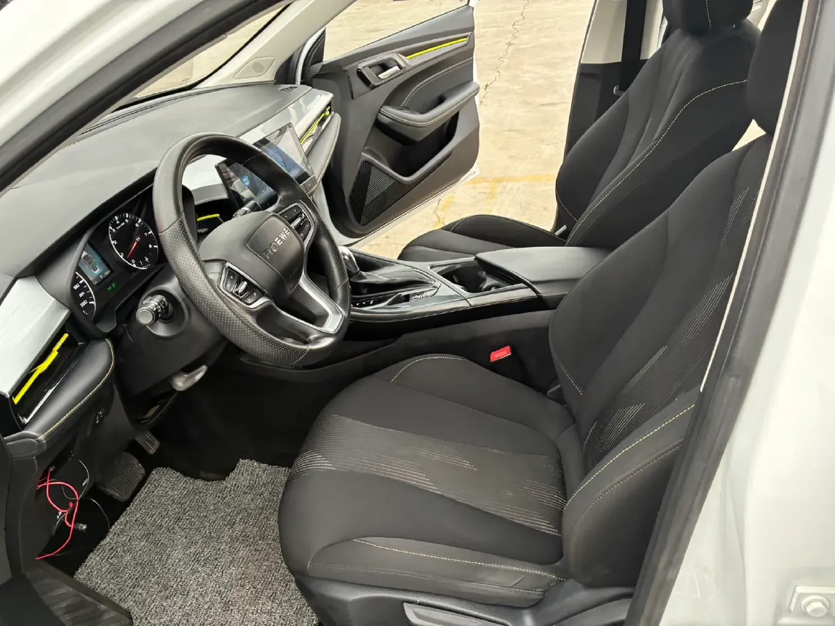 2021 Roewe i5 1.5L 120HP L4 CVT,autocango,china used car exporter,china ev exporter,chinese used car exporter,chinese used ev exporter