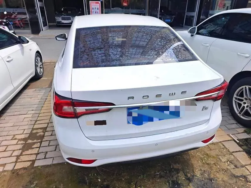 2019 Roewe i5 1.5L 120HP L4 CVT,autocango,china used car exporter,china ev exporter,chinese used car exporter,chinese used ev exporter