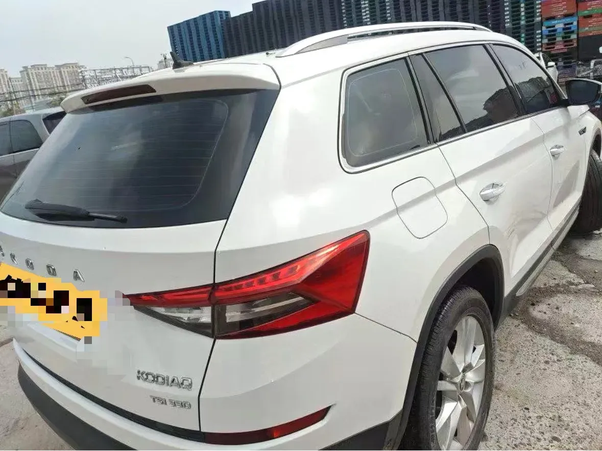 2019 Skoda Superb 2.0T 220HP L4 7DCT,autocango,china used car exporter,china ev exporter,chinese used car exporter,chinese used ev exporter