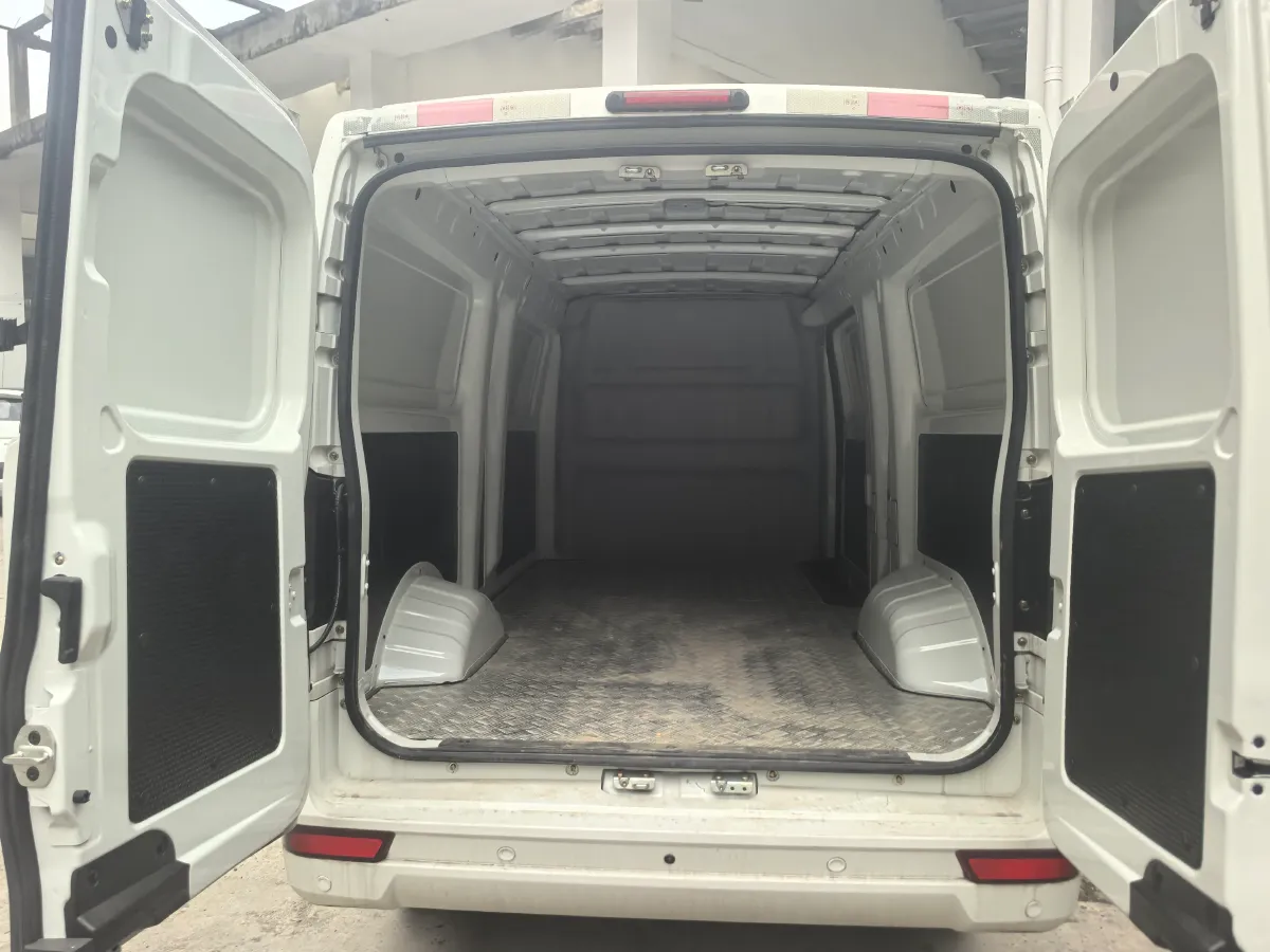 2024 Dongfeng YuFengEM27 BEV 41.472KWH,autocango,china used car exporter,china ev exporter,chinese used car exporter,chinese used ev exporter