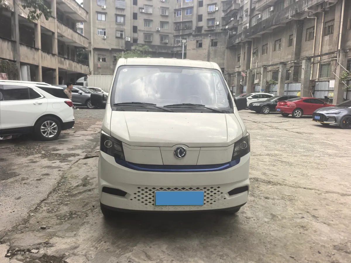 2024 Dongfeng YuFengEM27 BEV 41.472KWH,autocango,china used car exporter,china ev exporter,chinese used car exporter,chinese used ev exporter