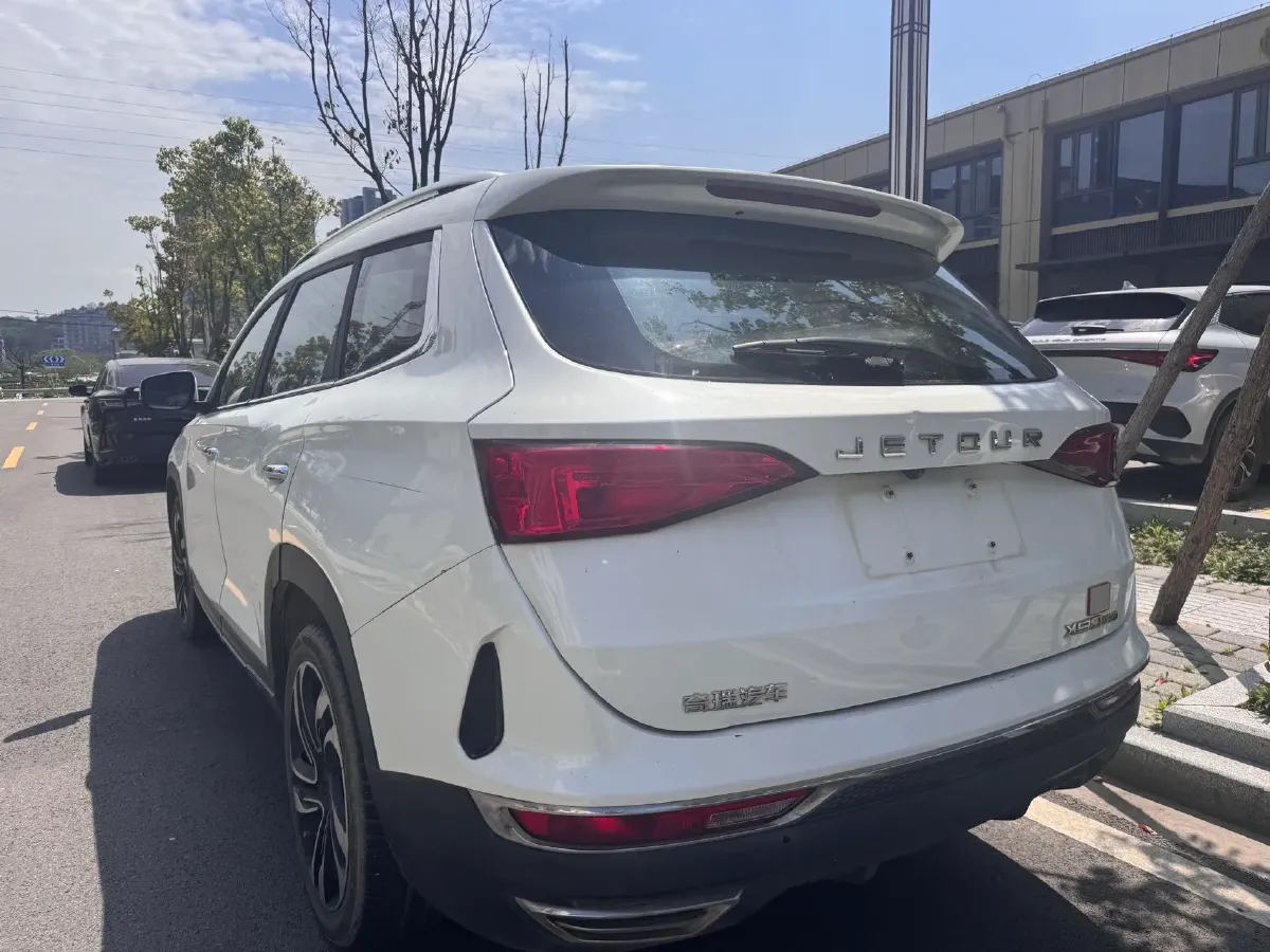 2019 Jetour X90 1.5T 156HP L4 6MT,autocango,china used car exporter,china ev exporter,chinese used car exporter,chinese used ev exporter