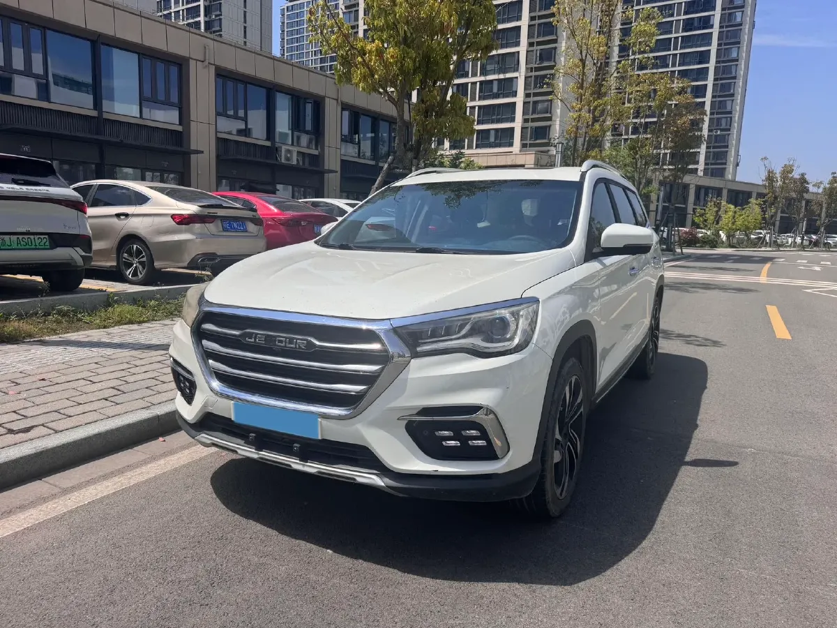 2019 Jetour X90 1.5T 156HP L4 6MT,autocango,china used car exporter,china ev exporter,chinese used car exporter,chinese used ev exporter