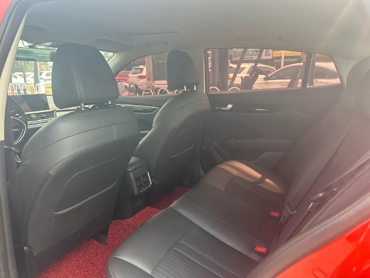 2020 DongFeng Aeolus YiXuan 1.5T 150HP L4 6DCT,autocango,china used car exporter,china ev exporter,chinese used car exporter,chinese used ev exporter