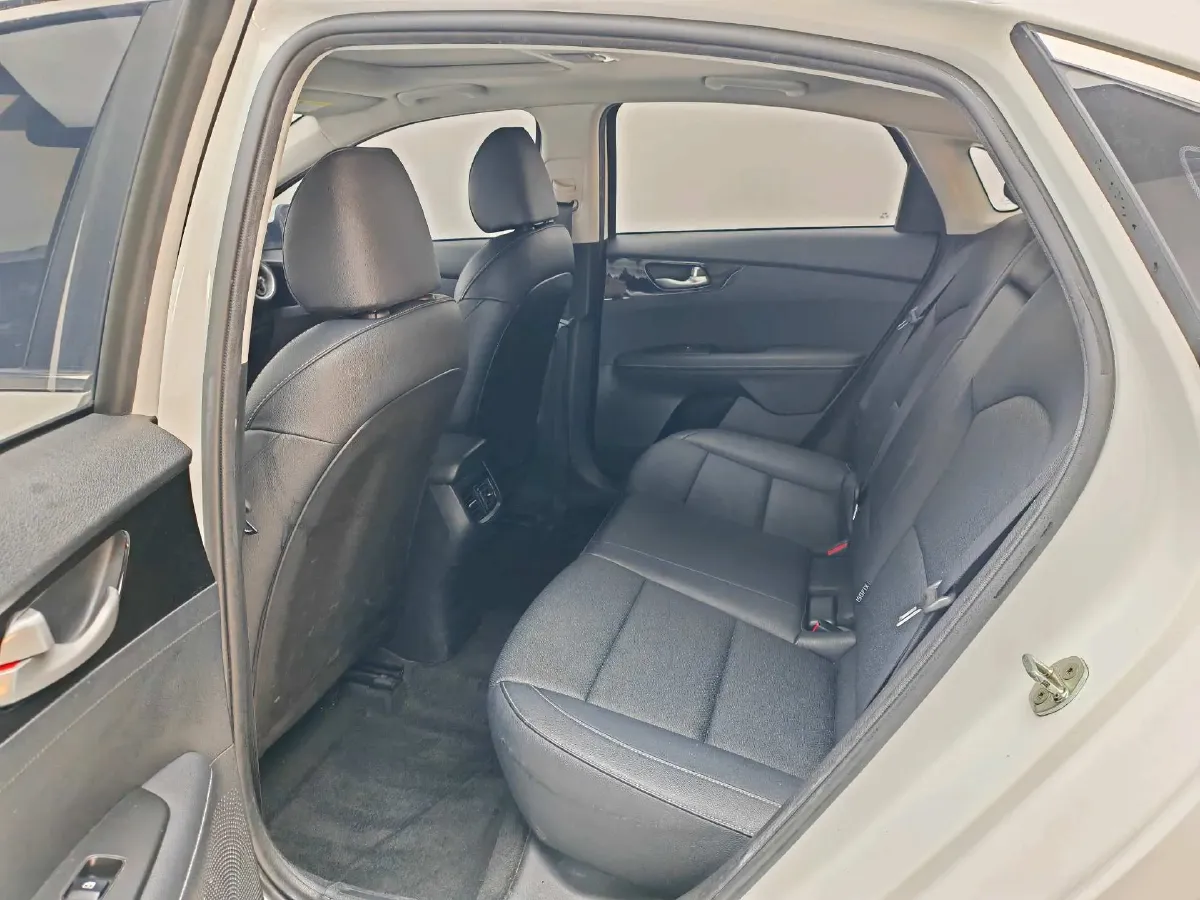 2019 Kia K3 1.5L 115HP L4 CVT,autocango,china used car exporter,china ev exporter,chinese used car exporter,chinese used ev exporter