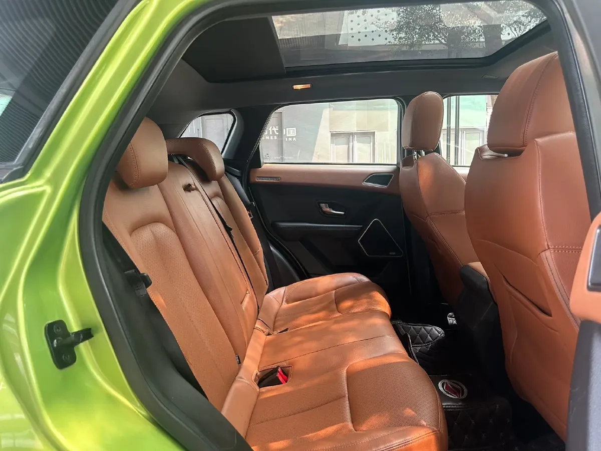 2018 Landwind X7 1.5T 163HP L4 8AT,autocango,china used car exporter,china ev exporter,chinese used car exporter,chinese used ev exporter