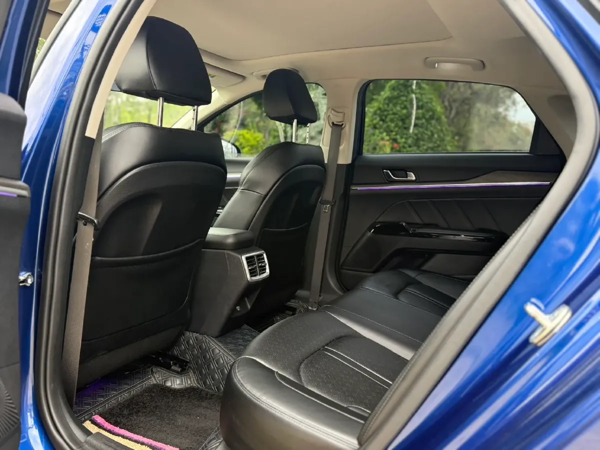 2020 Kia K5 1.5T 170HP L4 7DCT,autocango,china used car exporter,china ev exporter,chinese used car exporter,chinese used ev exporter