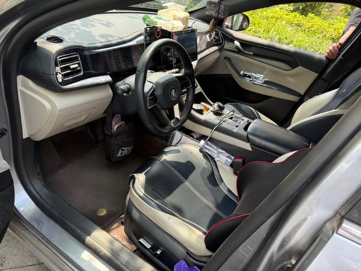 2021 Haval F7 1.5T 169HP L4 7DCT,autocango,china used car exporter,china ev exporter,chinese used car exporter,chinese used ev exporter