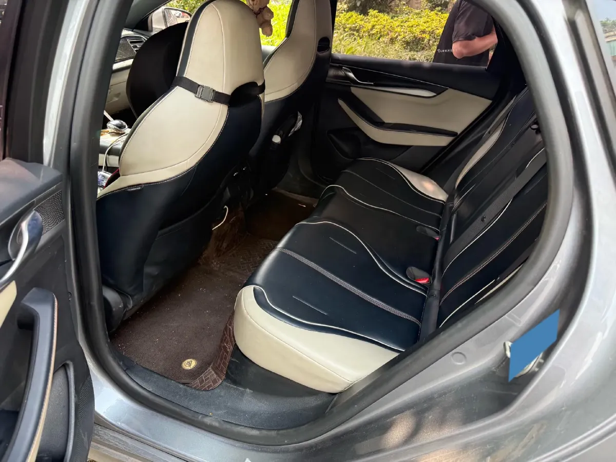 2021 Haval F7 1.5T 169HP L4 7DCT,autocango,china used car exporter,china ev exporter,chinese used car exporter,chinese used ev exporter