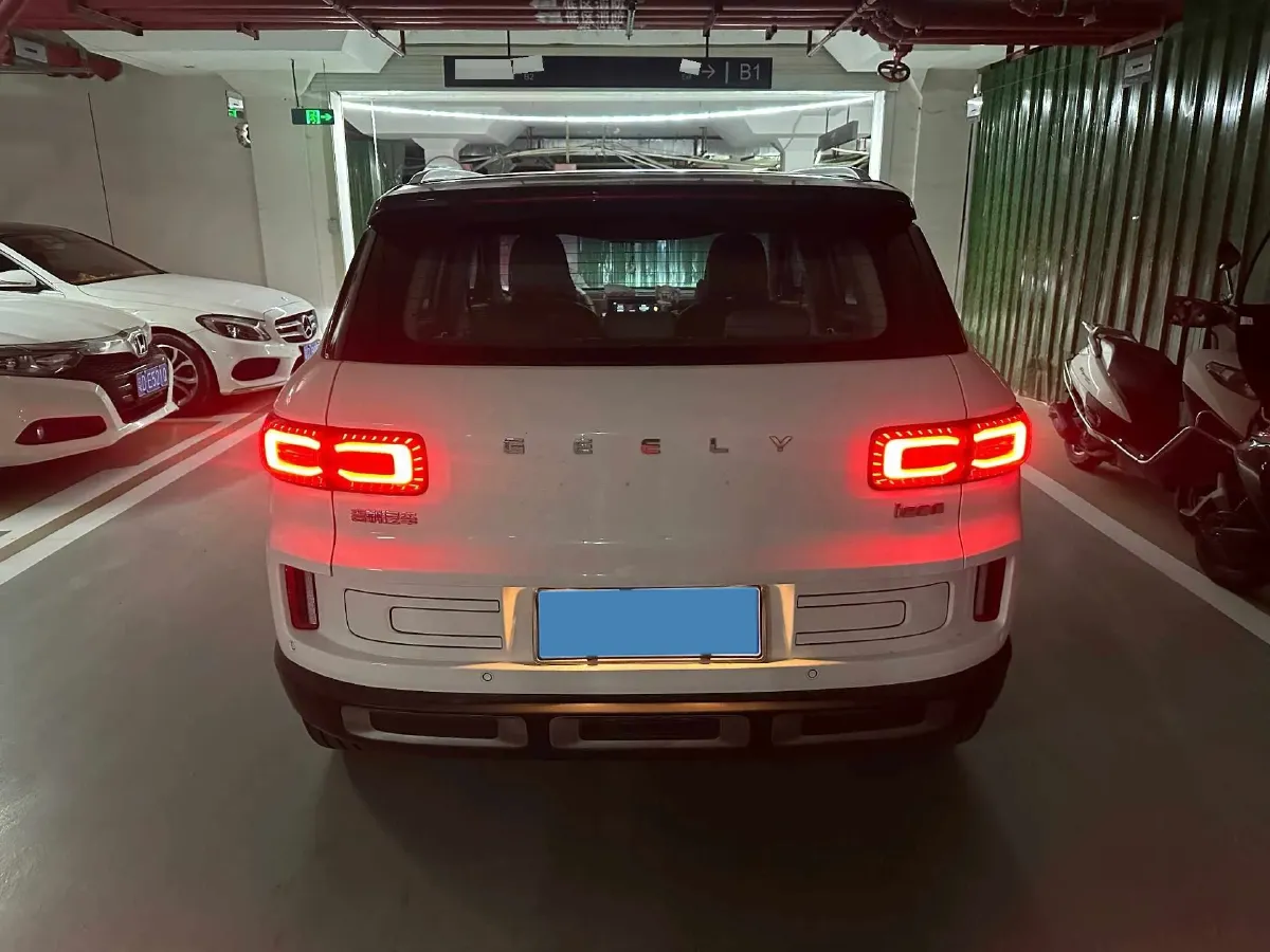 2020 Geely ICON 1.5T 177HP L3 6AT,autocango,china used car exporter,china ev exporter,chinese used car exporter,chinese used ev exporter