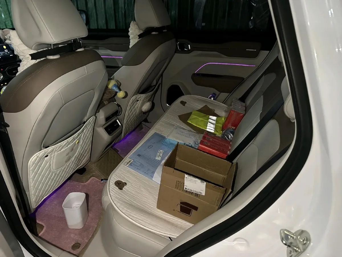 2020 Geely ICON 1.5T 177HP L3 6AT,autocango,china used car exporter,china ev exporter,chinese used car exporter,chinese used ev exporter