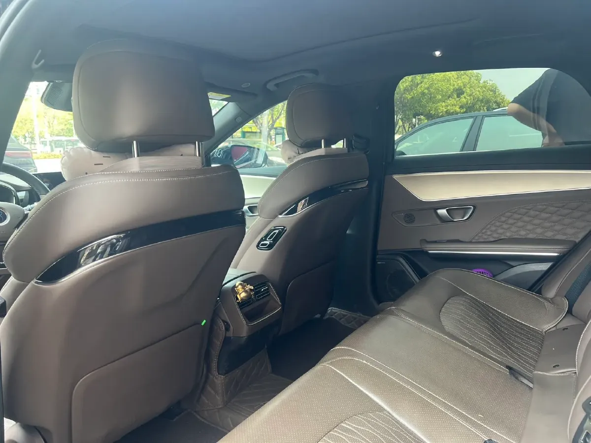 2023 BYD Han 1.5T 139HP L4 E-CVT PHEV 18.316KWH,autocango,china used car exporter,china ev exporter,chinese used car exporter,chinese used ev exporter