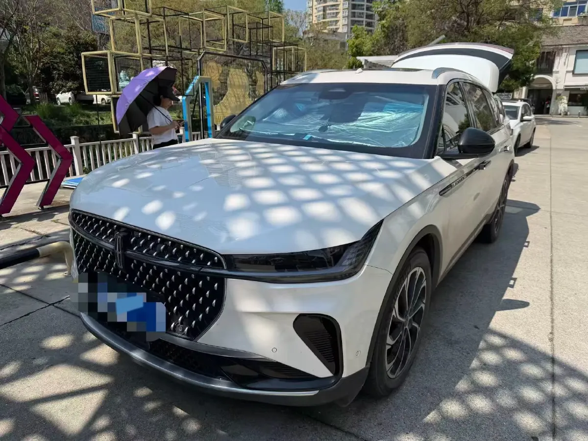 2023 Lincoln Nautilus 2.0T 261HP L4 8AT,autocango,china used car exporter,china ev exporter,chinese used car exporter,chinese used ev exporter