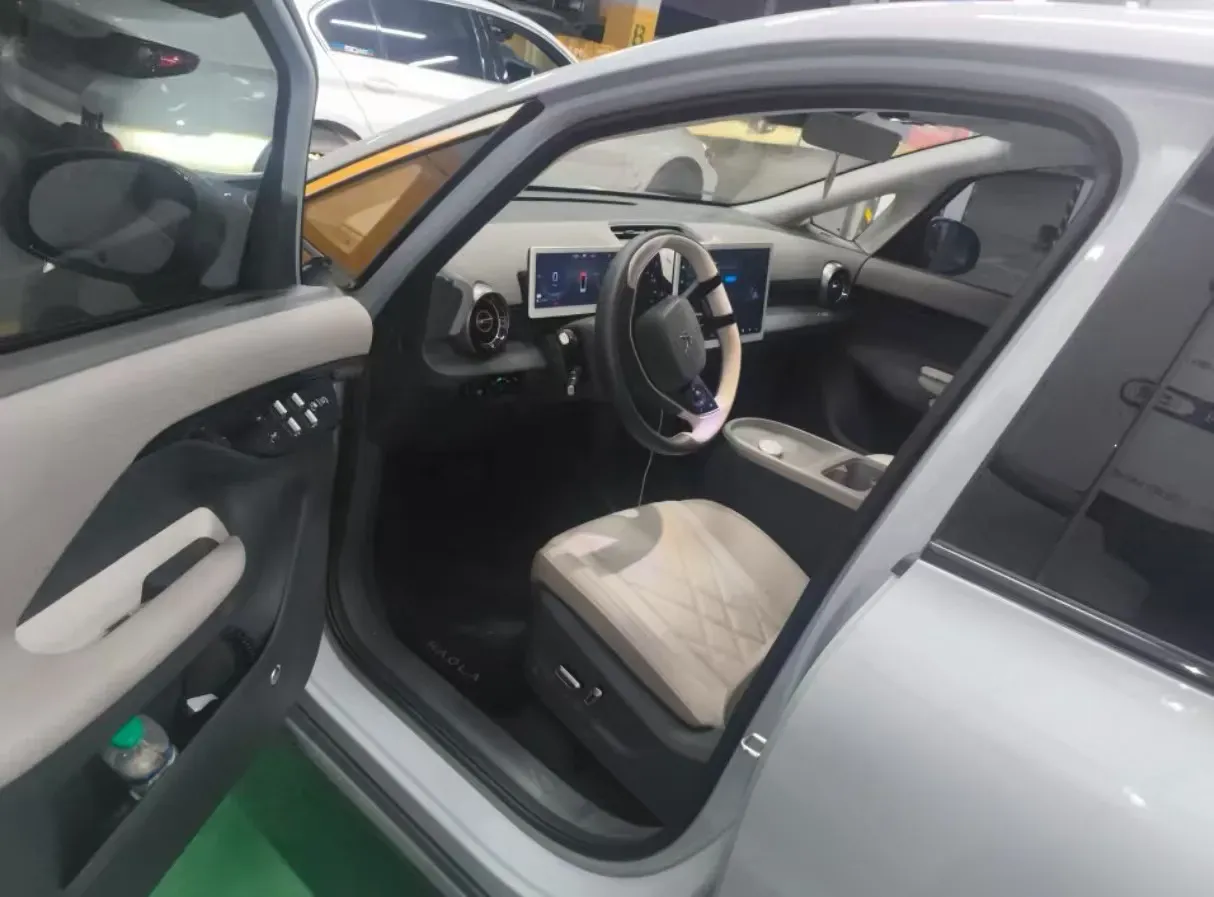 2024 ARCFOX KAOLA S BEV 58.8KWH,autocango,china used car exporter,china ev exporter,chinese used car exporter,chinese used ev exporter