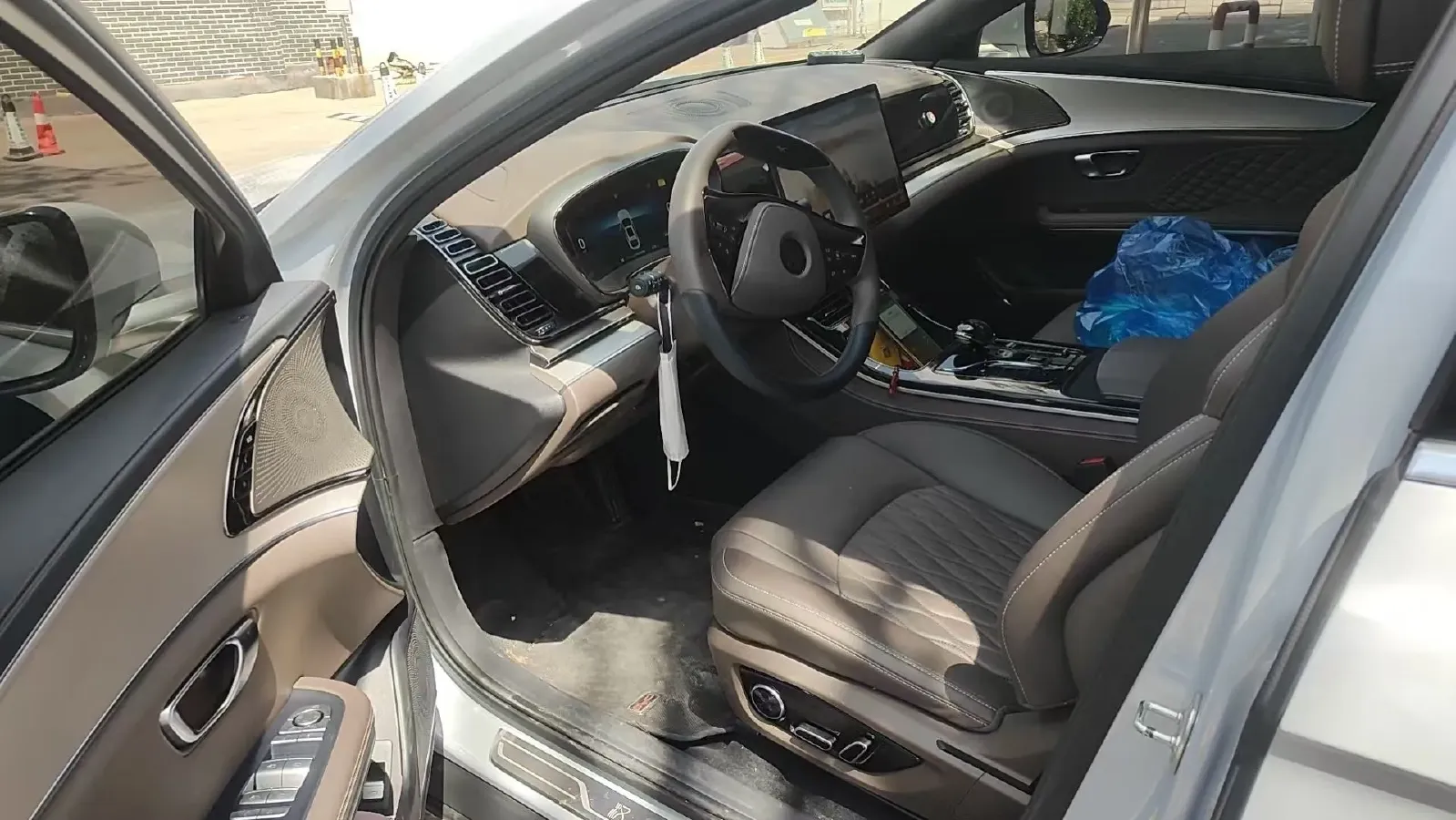 2024 BYD Han BEV 60.48KWH,autocango,china used car exporter,china ev exporter,chinese used car exporter,chinese used ev exporter