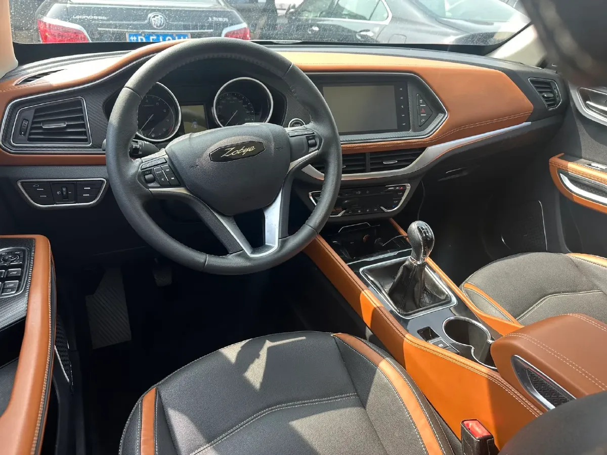 2017 Zotye T300 1.5L 112HP L4 5MT,autocango,china used car exporter,china ev exporter,chinese used car exporter,chinese used ev exporter