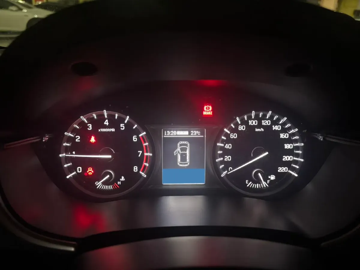 2016 Suzuki Vitara 1.4T 140HP L4 6AT,autocango,china used car exporter,china ev exporter,chinese used car exporter,chinese used ev exporter