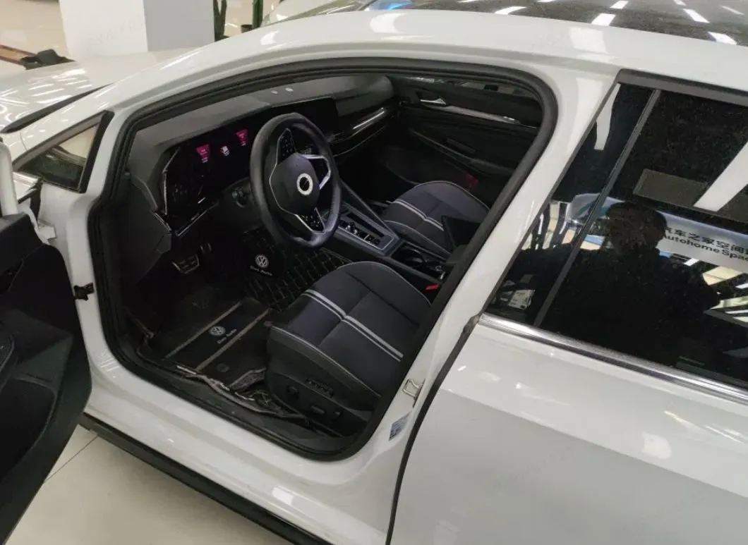 2021 Volkswagen Golf 1.4T 150HP L4 7DCT,autocango,china used car exporter,china ev exporter,chinese used car exporter,chinese used ev exporter