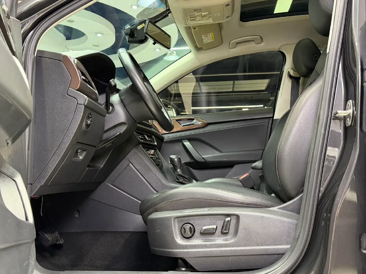 2022 Volkswagen Tharu 1.4T 150HP L4 7DCT,autocango,china used car exporter,china ev exporter,chinese used car exporter,chinese used ev exporter