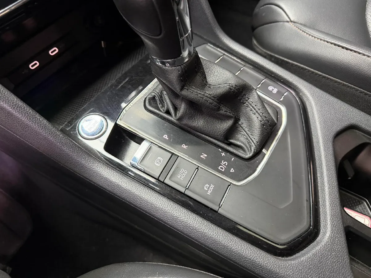 2022 Volkswagen Tharu 1.4T 150HP L4 7DCT,autocango,china used car exporter,china ev exporter,chinese used car exporter,chinese used ev exporter