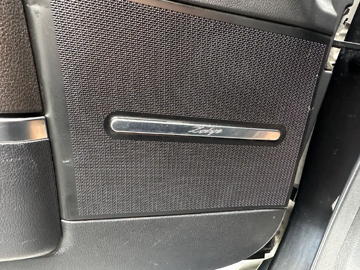 2017 Zotye T700 1.8T 177HP L4 6DCT,autocango,china used car exporter,china ev exporter,chinese used car exporter,chinese used ev exporter