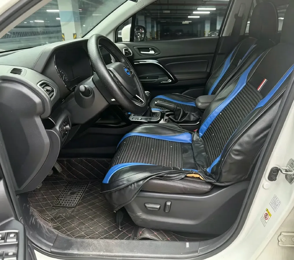 2019 GAC Trumpchi GS4 1.5T 169HP L4 6MT,autocango,china used car exporter,china ev exporter,chinese used car exporter,chinese used ev exporter